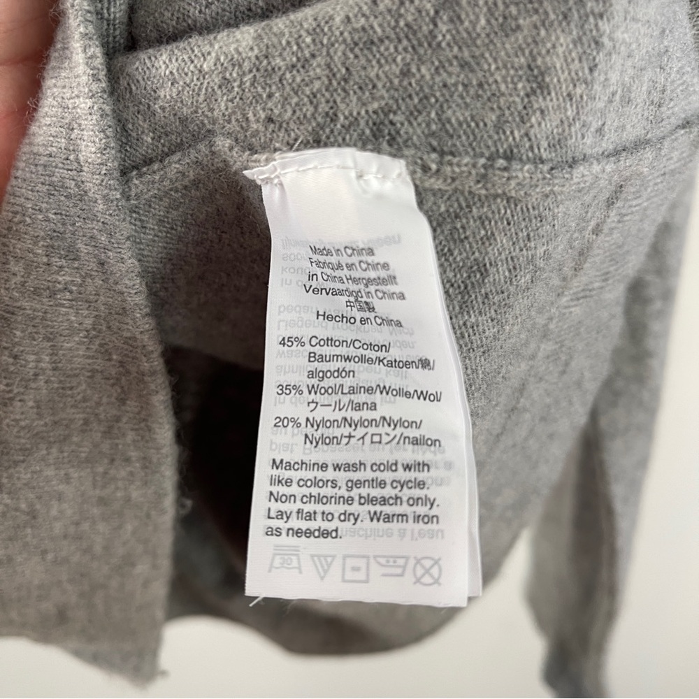 J. Crew Classic Teddie Gray Crewneck Sweater Size M - Picture 5 of 6